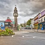 Centrally Located 2bed Duplex Westport
