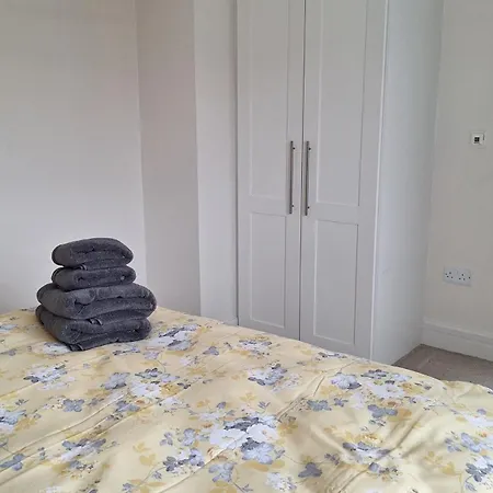 Centrally Located 2bed Duplex *